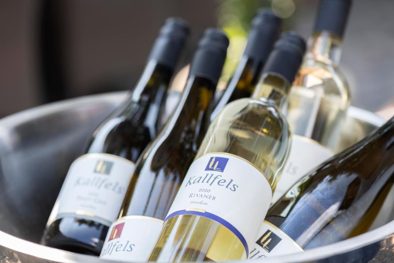 Wein Und Kallfels * Kröv